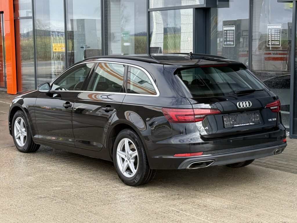 Audi A4 Kamera/LED/CarPlay