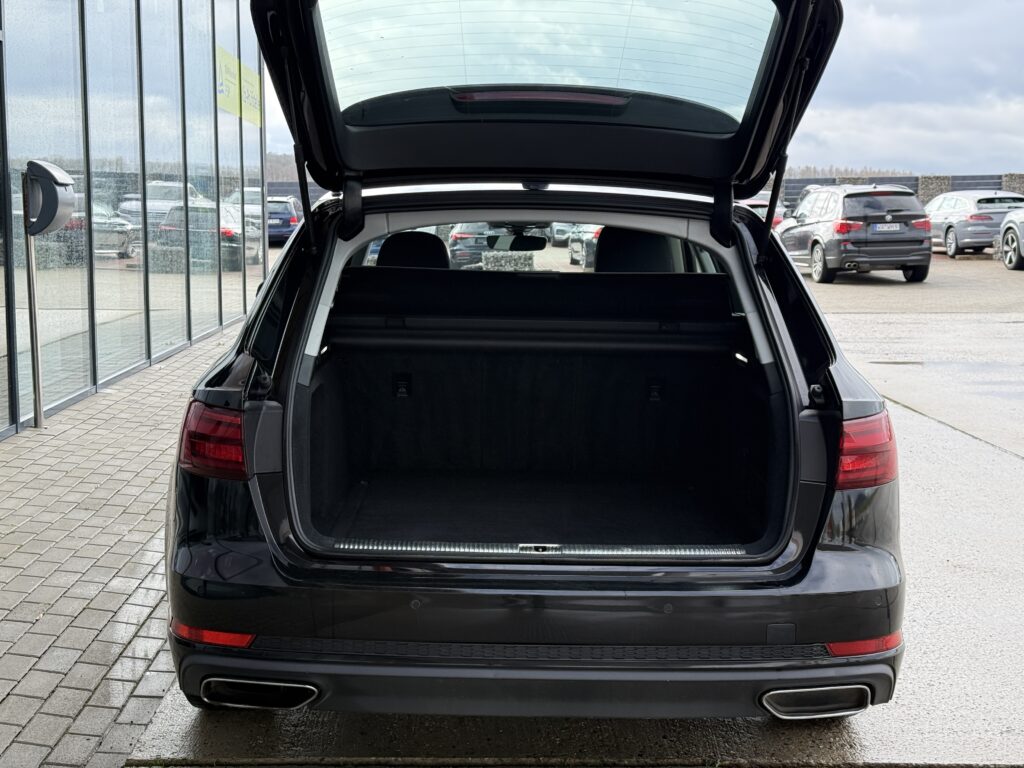 Audi A4 Kamera/LED/CarPlay