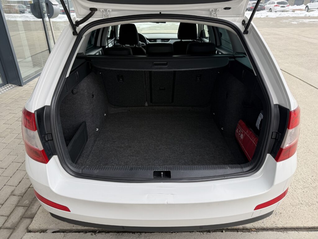 Skoda Octavia Bi-Xenon/NAVI/Automatik/Klima