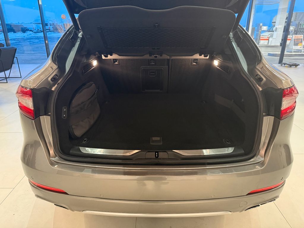 MASERATI Levante 2018