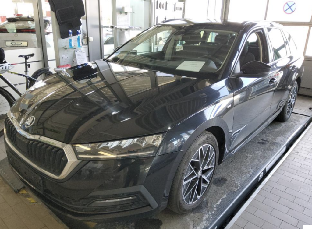 Skoda Octavia Clever Kamera/ACC/LED/LHZ/SHZ