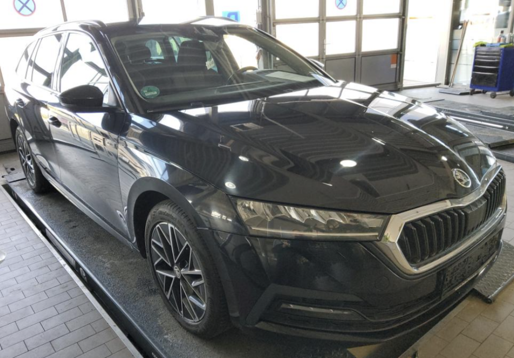 Skoda Octavia Clever Kamera/ACC/LED/LHZ/SHZ