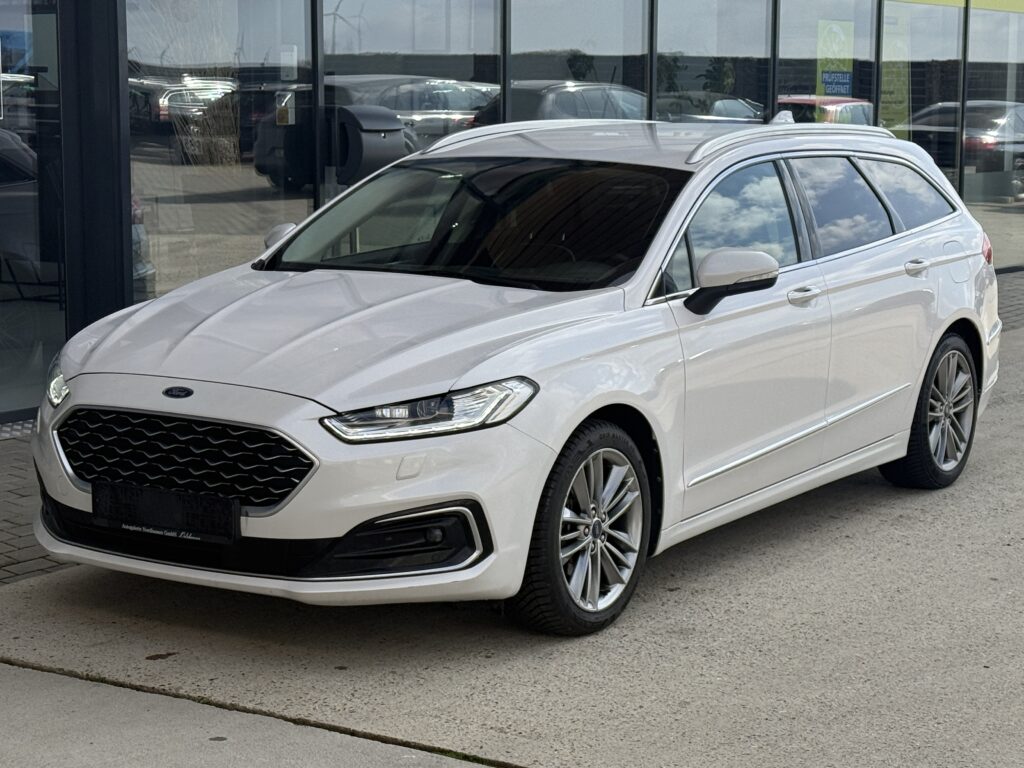 Ford Mondeo Turnier Hybrid Vignale Kamera/SBL/AHK/LED
