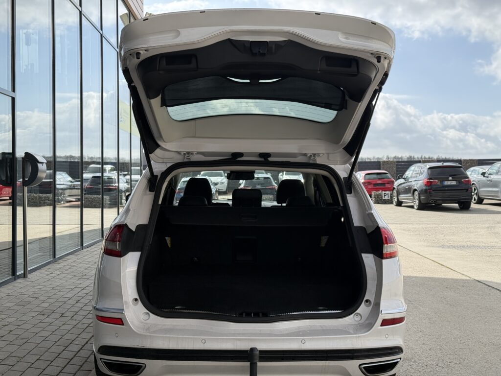 Ford Mondeo Turnier Hybrid Vignale Kamera/SBL/AHK/LED