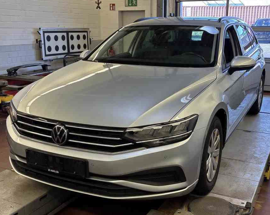 Volkswagen Passat Variant Conceptline Kamera/LED/SHZ
