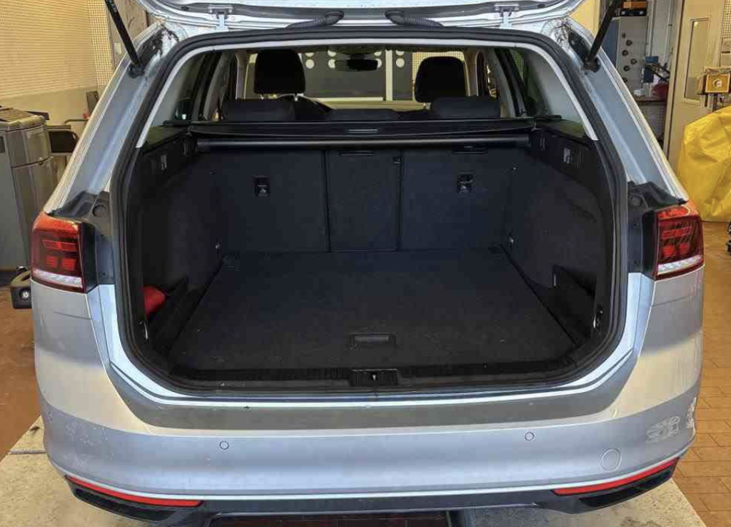 Volkswagen Passat Variant Conceptline Kamera/LED/SHZ