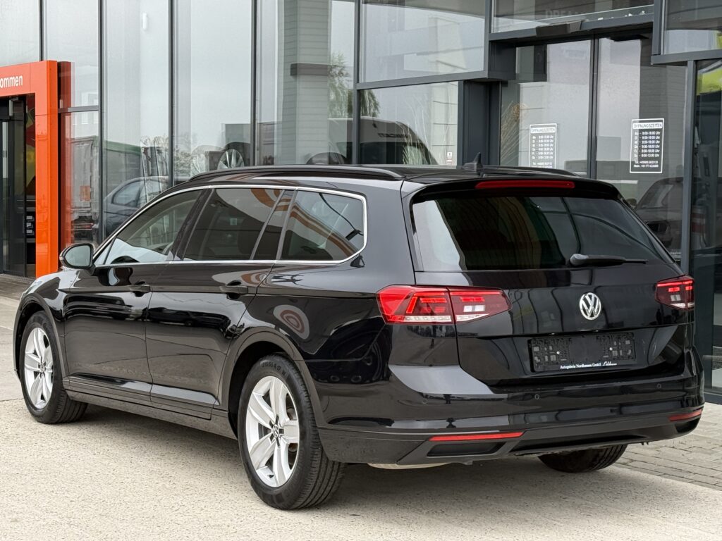Volkswagen Passat Business Kamera/Massage/ACC/LED
