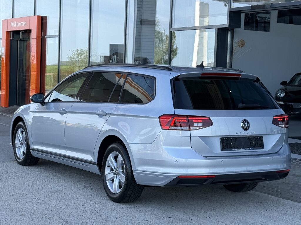 Volkswagen Passat Variant Conceptline Kamera/LED/SHZ