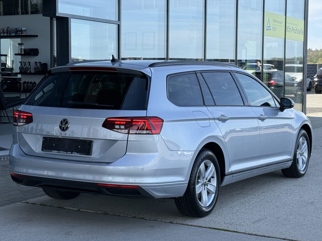 Volkswagen Passat Variant Conceptline Kamera/LED/SHZ