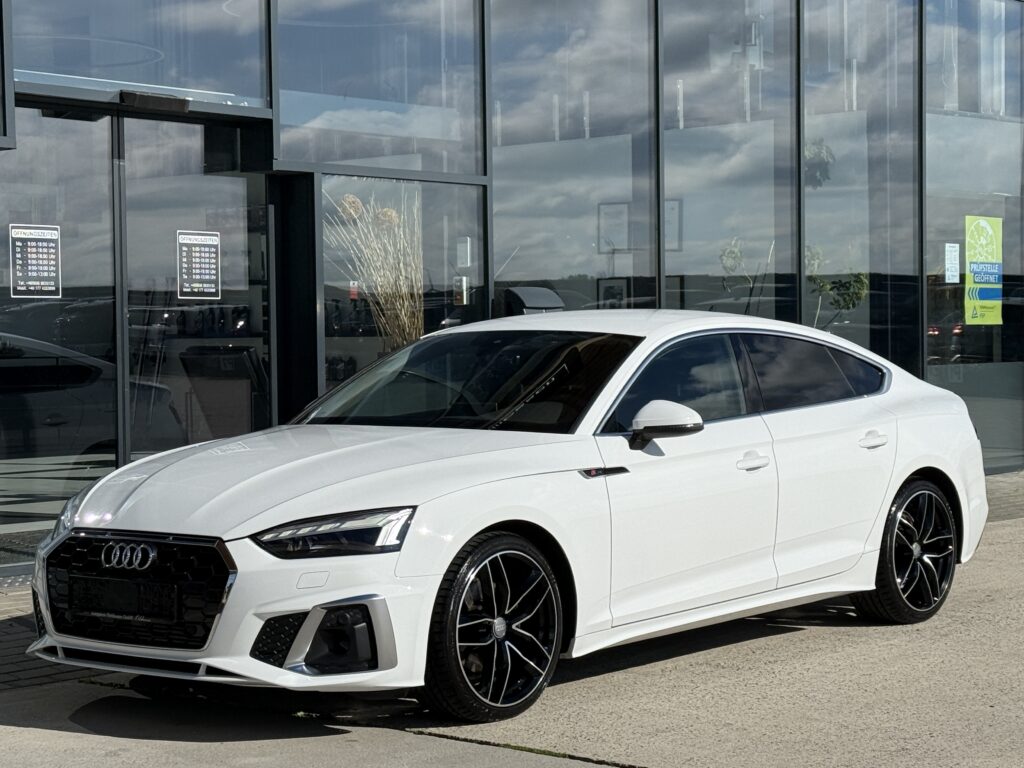 Audi Sportback 35 TFSI S Line/Alcantara/MATRIX