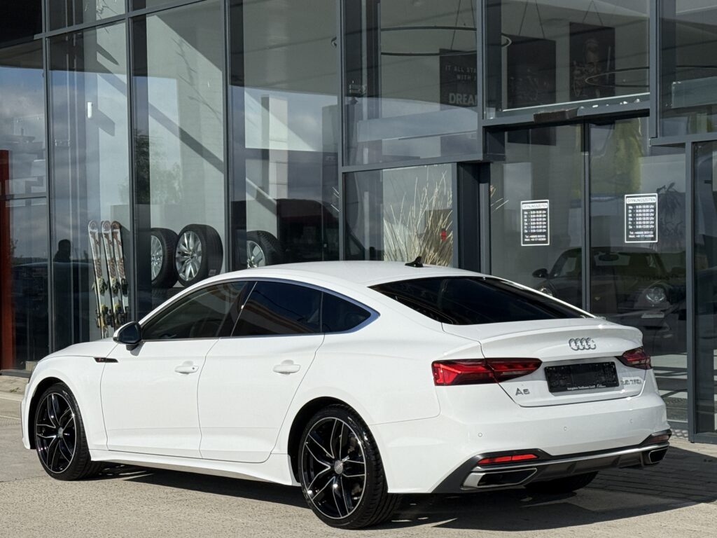 Audi Sportback 35 TFSI S Line/Alcantara/MATRIX