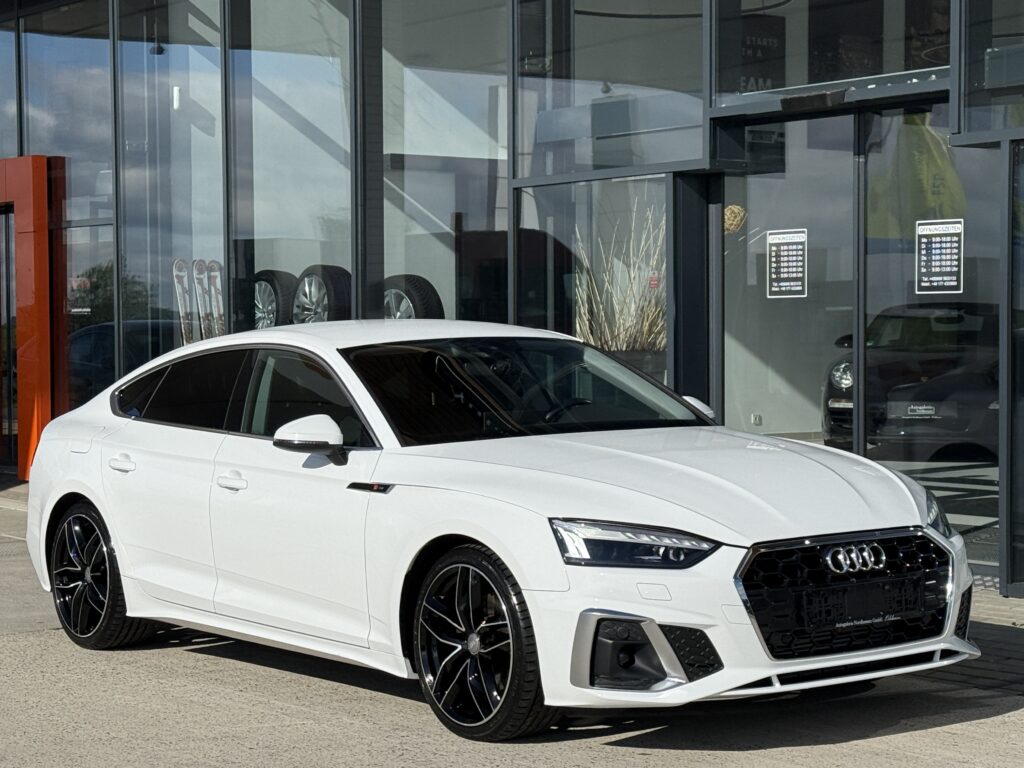 Audi Sportback 35 TFSI S Line/Alcantara/MATRIX