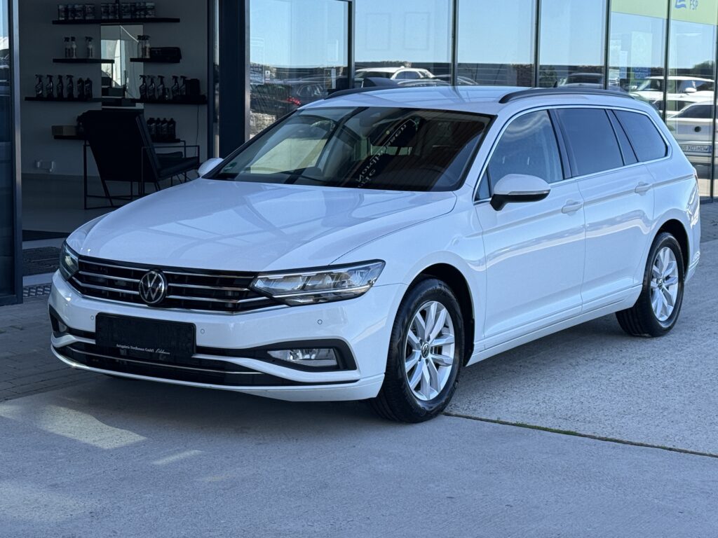 Volkswagen Passat Variant Business Kamera/Massage/SHZ/LED