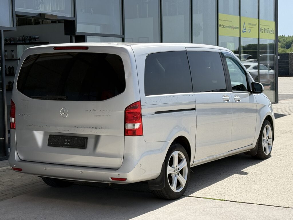 Mercedes-Benz  V 220 lang Kamera/SHZ/Seitenairbags beschädigt