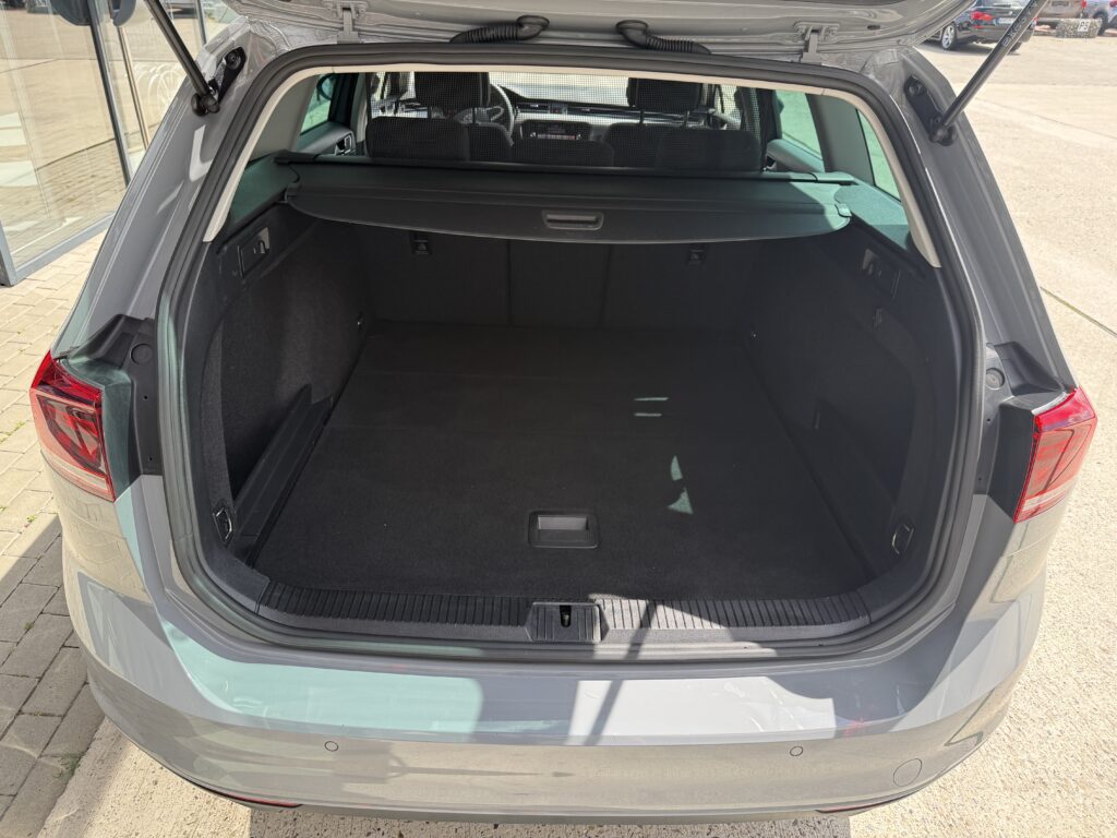 Volkswagen Passat Variant Business Kamera/LED/CarPlay/ACC/SHZ