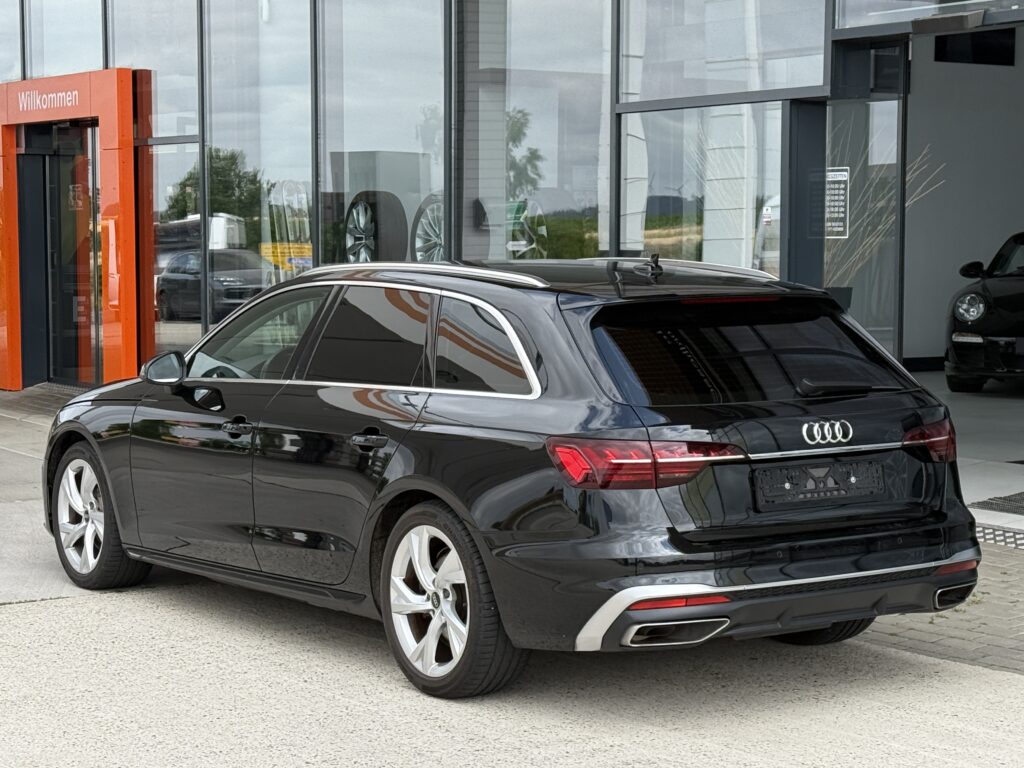 Audi A4 40 TFSI S line Massage/ACC/SHZ/Matrix/Digital