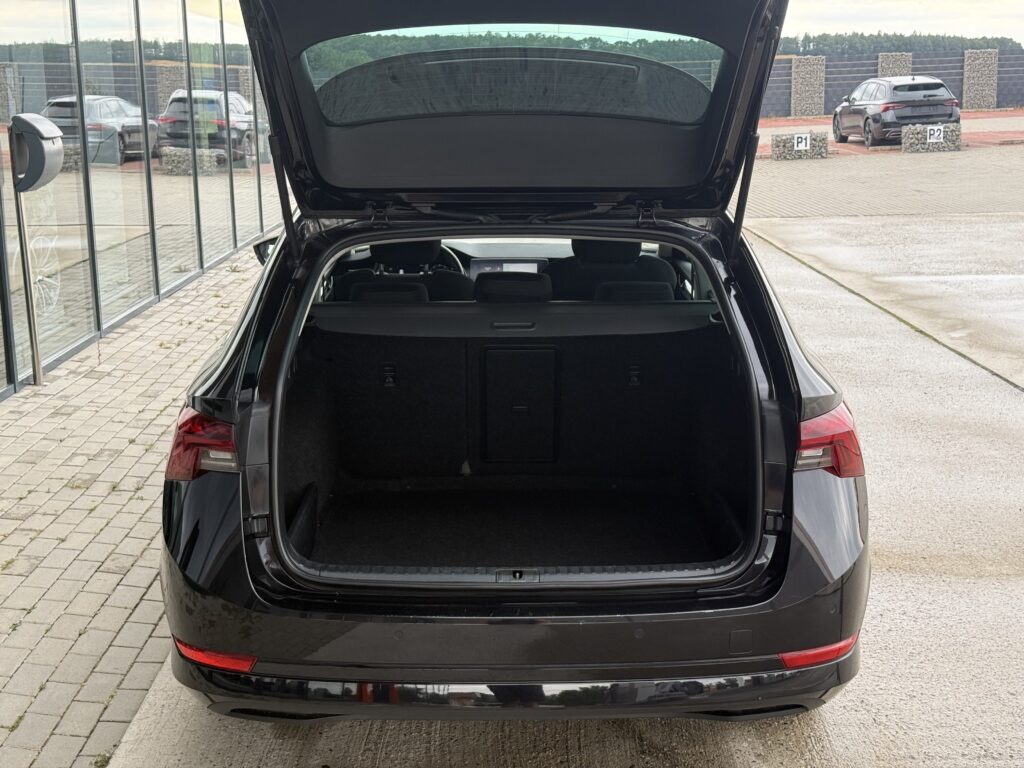 Skoda Octavia Clever Massage/LKHZ/Kamera/SHZ/LED